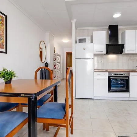 Ramon Apartment